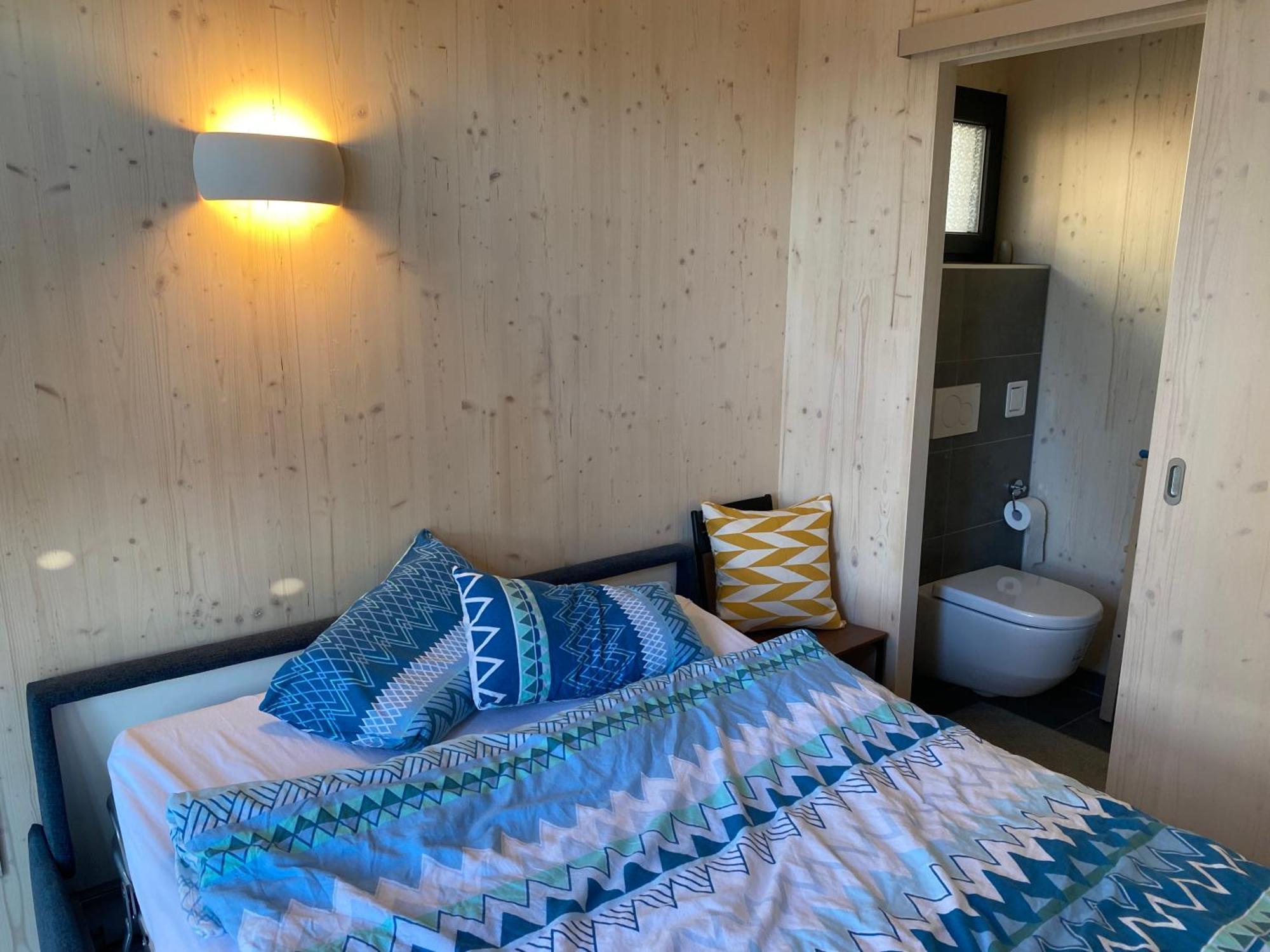 Auf Wolke 7 - Gaeste-Studio Im Mini House In Ch-4556 Aeschi So ภายนอก รูปภาพ