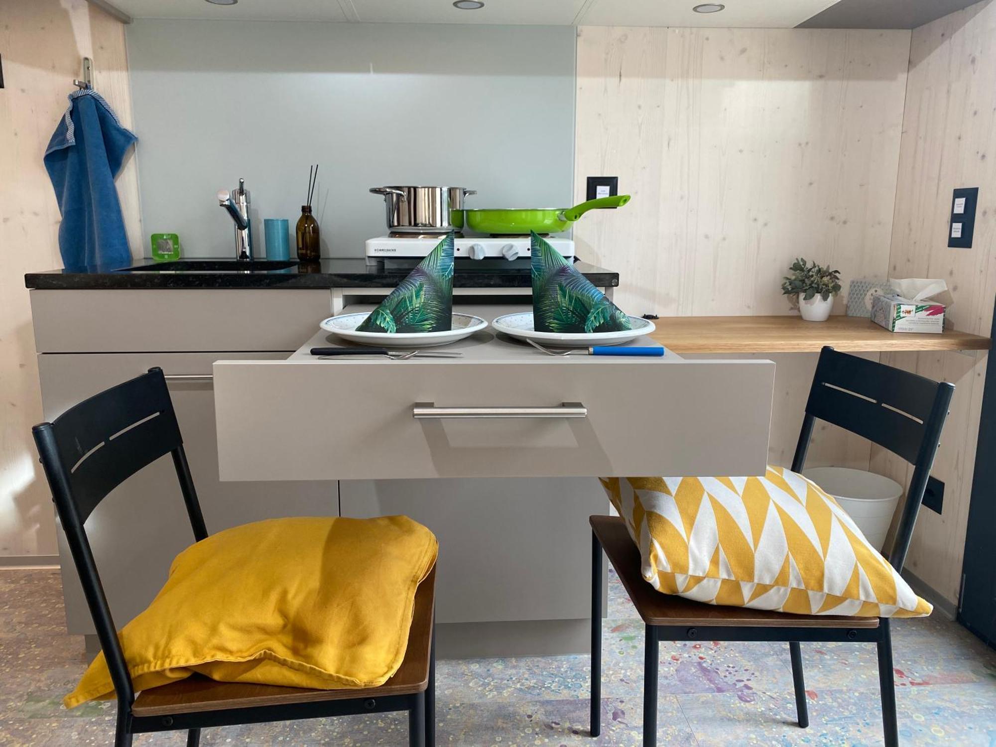 Auf Wolke 7 - Gaeste-Studio Im Mini House In Ch-4556 Aeschi So ภายนอก รูปภาพ