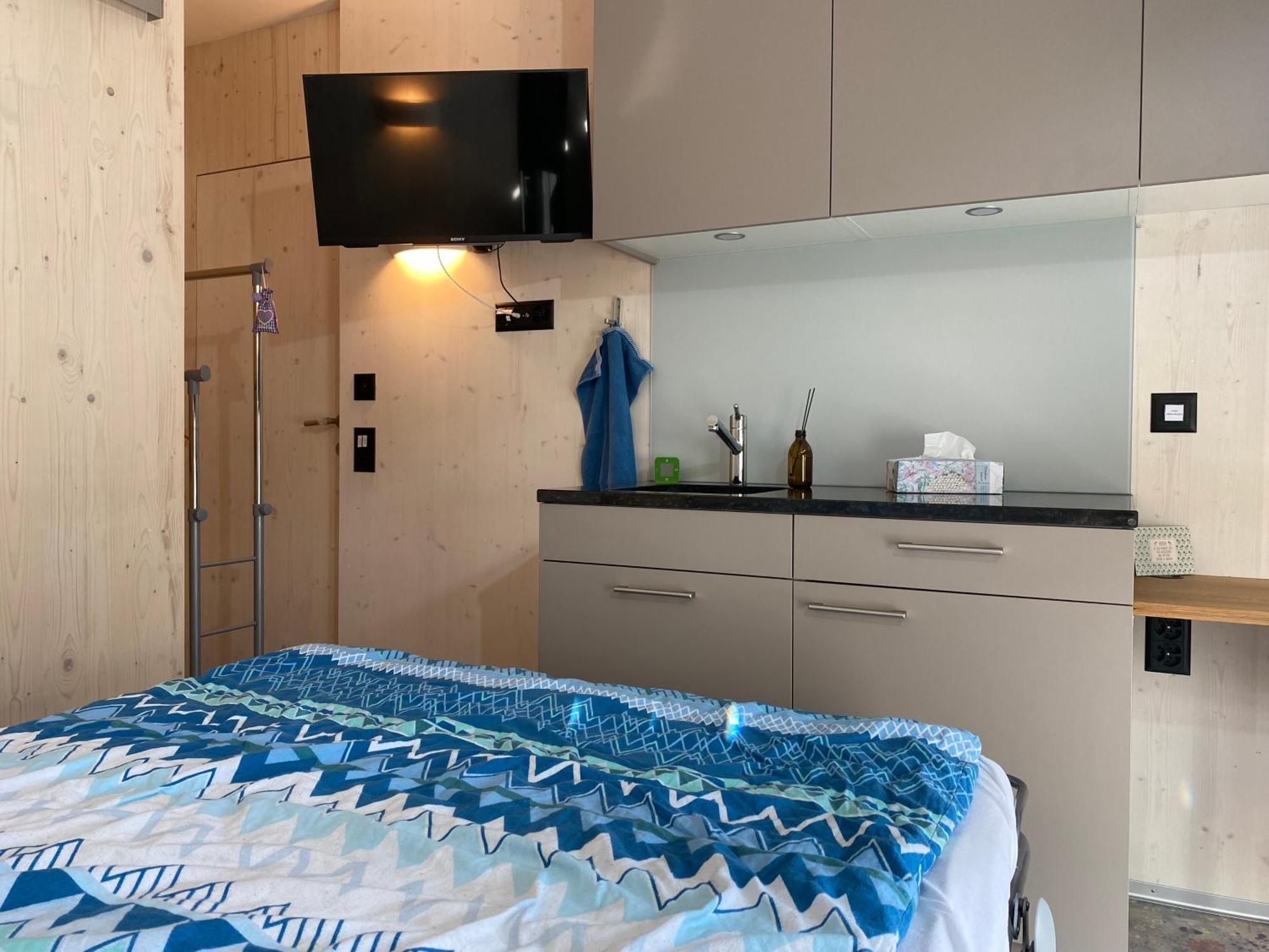Auf Wolke 7 - Gaeste-Studio Im Mini House In Ch-4556 Aeschi So ภายนอก รูปภาพ
