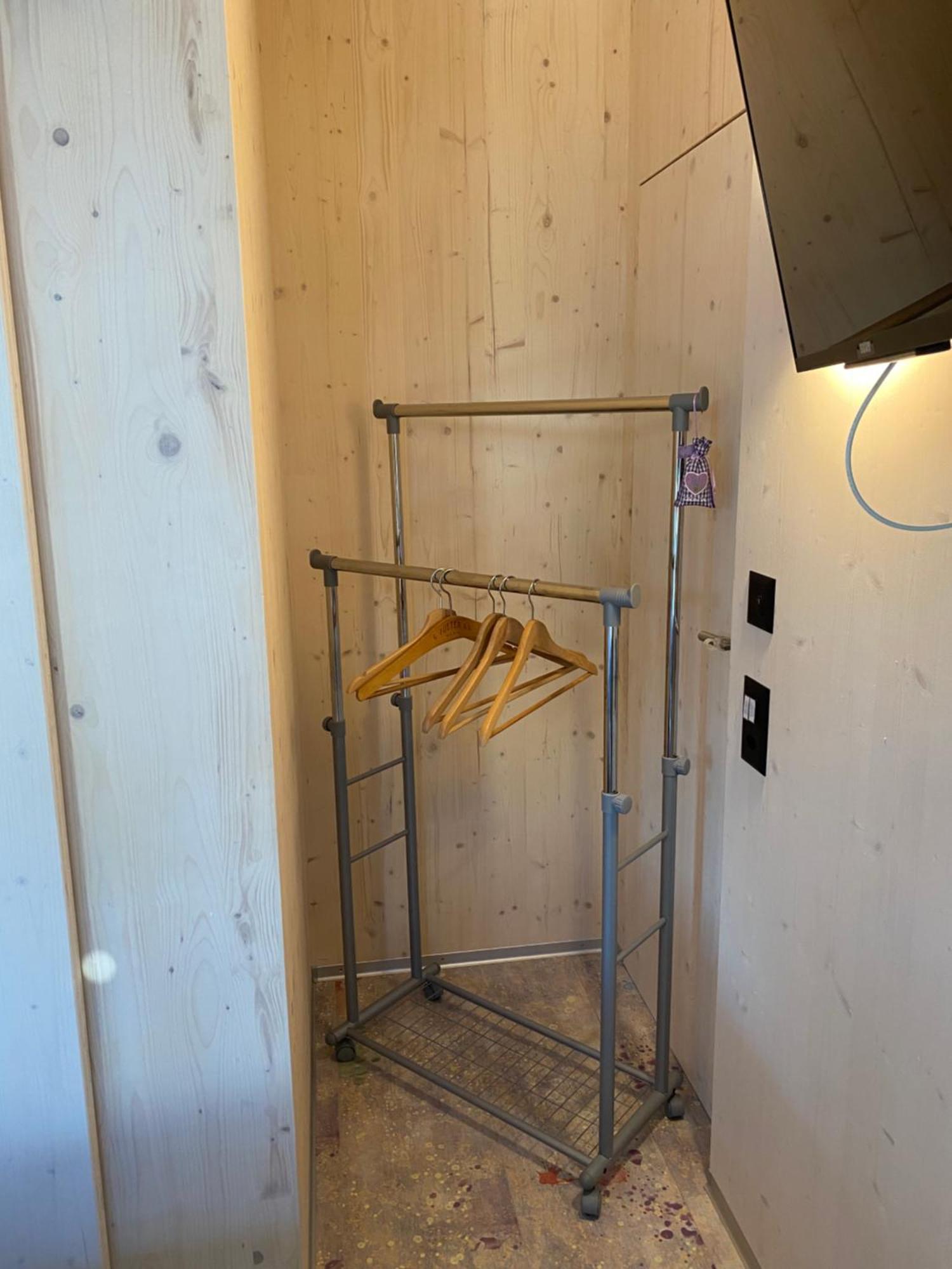 Auf Wolke 7 - Gaeste-Studio Im Mini House In Ch-4556 Aeschi So ภายนอก รูปภาพ