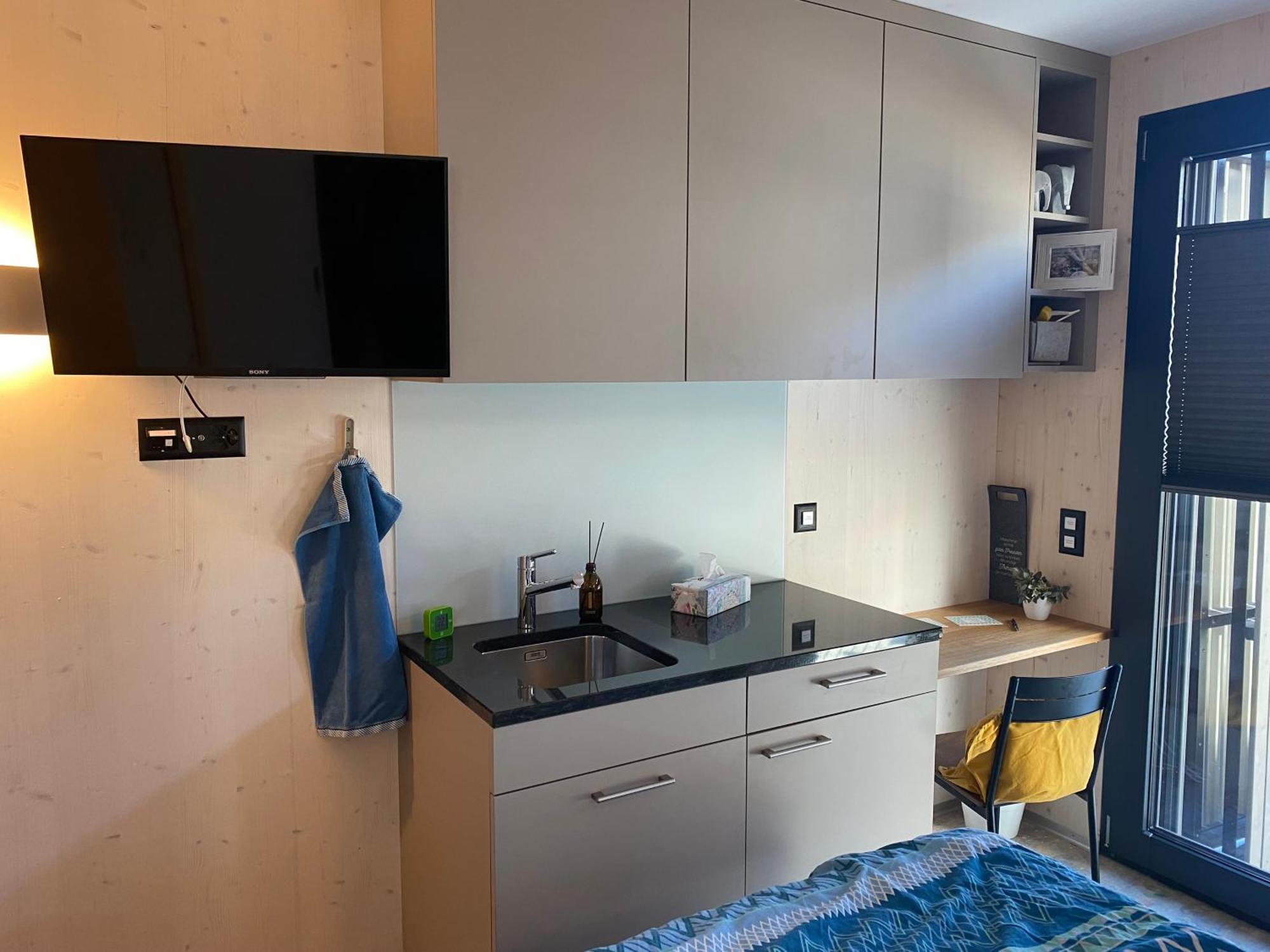Auf Wolke 7 - Gaeste-Studio Im Mini House In Ch-4556 Aeschi So ภายนอก รูปภาพ